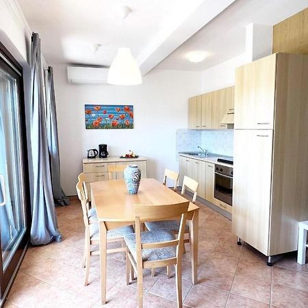 Villa Ortensie Apartments Funtana Eksteriør billede