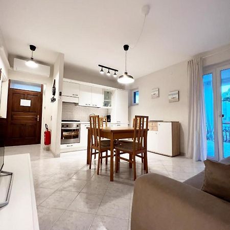 Villa Ortensie Apartments Funtana Eksteriør billede