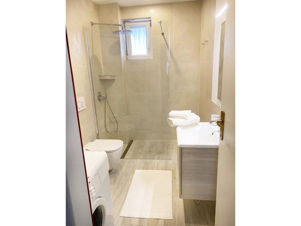 Villa Ortensie Apartments Funtana Eksteriør billede